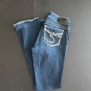 Silver Jeans Size 27/33 Suki MID slim bootcut